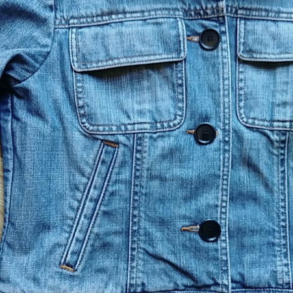 Club Monaco denim jean jacket sz S/XS - Picture 6 of 7